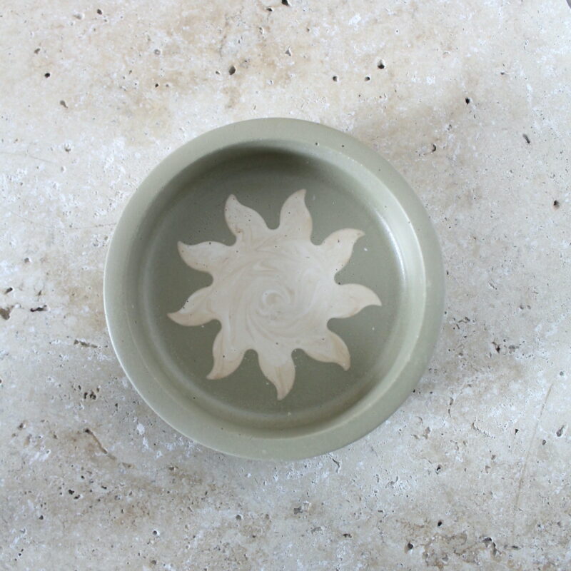 Le Soleil - Vert olive – Image 2